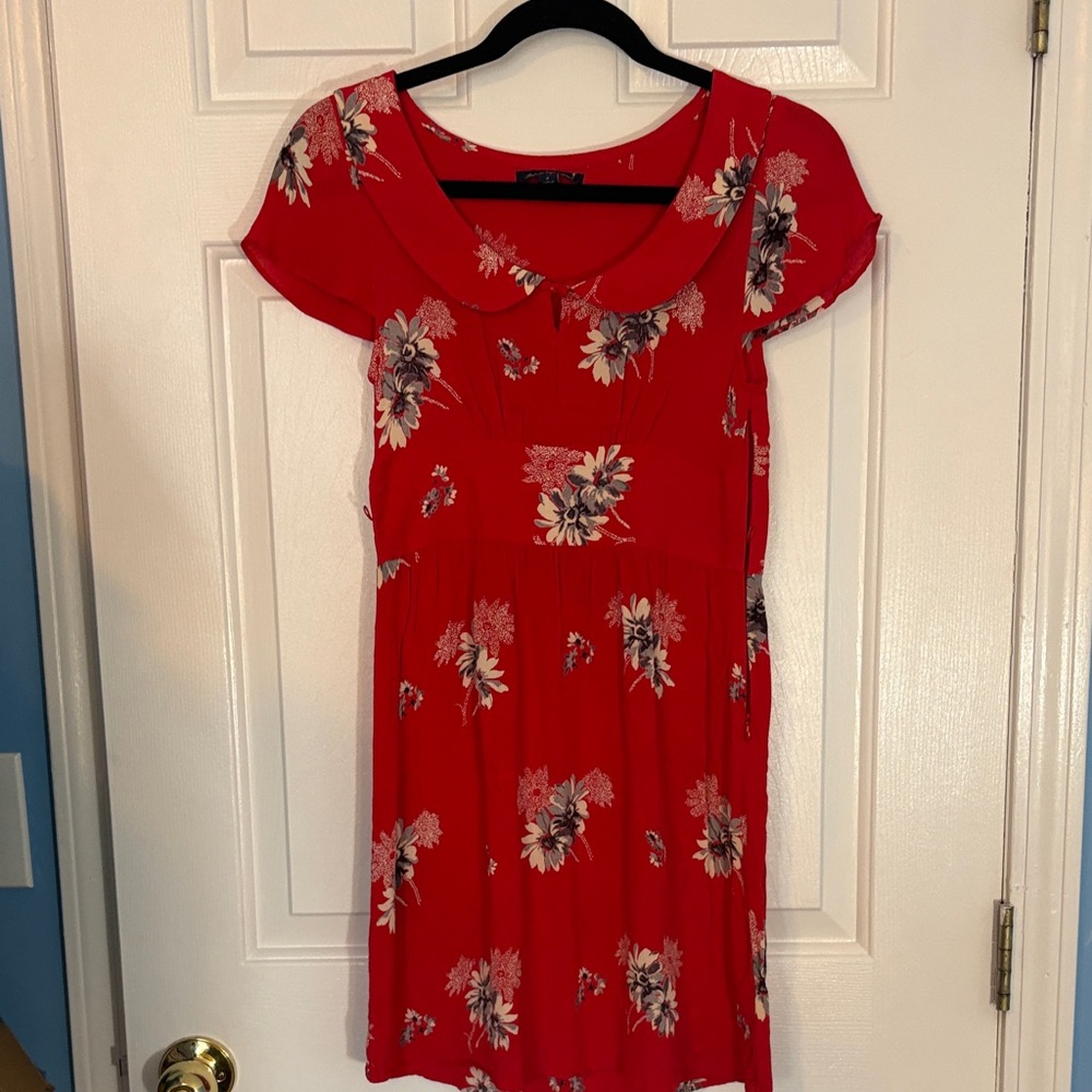 American Eagle Outfitters Vibrant Red Top Dress
